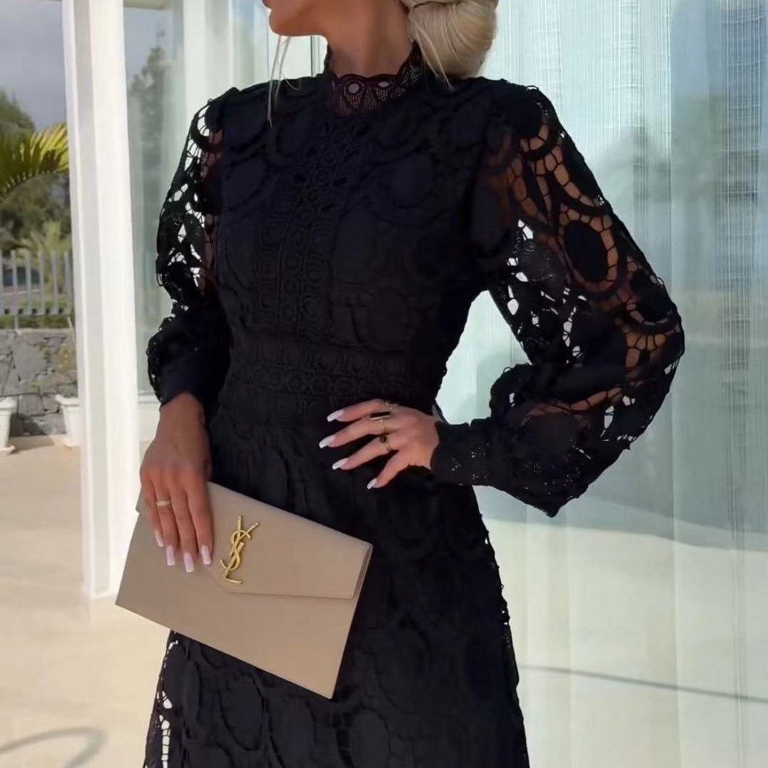 Lång luftig sommarklänning för dam – elegant maxiklänning för varma dagar