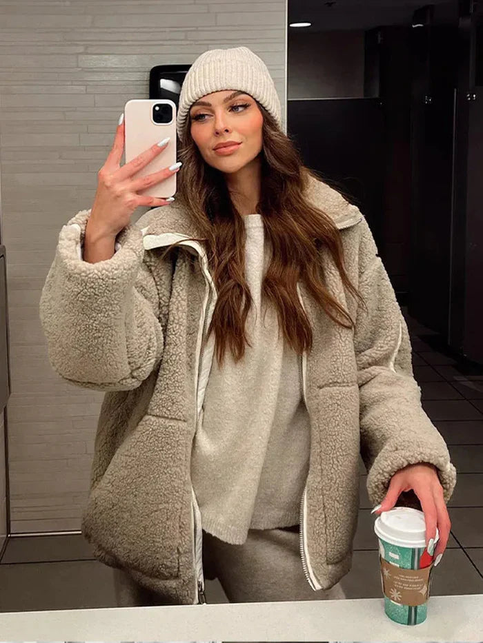 Women’s Oversized Fleece Jacket