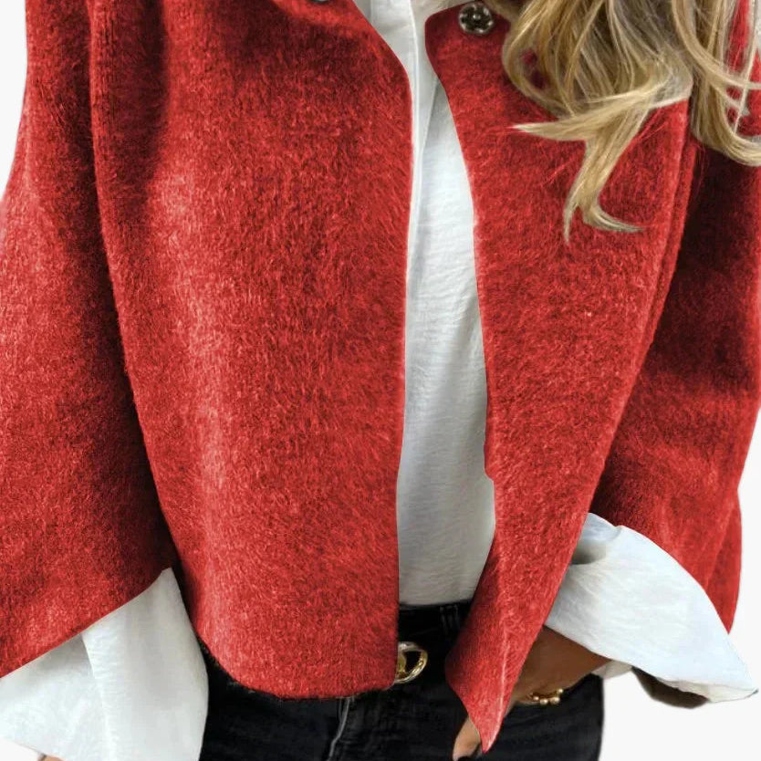 Damjacka – Kort, elegant och tidlös vardagskappa med avslappnad stil