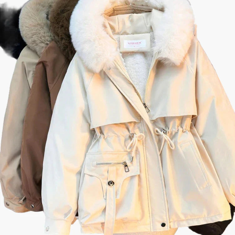 Dam Parkasjacka med Pälsliknande Krage – Vintermode och Urban Stil