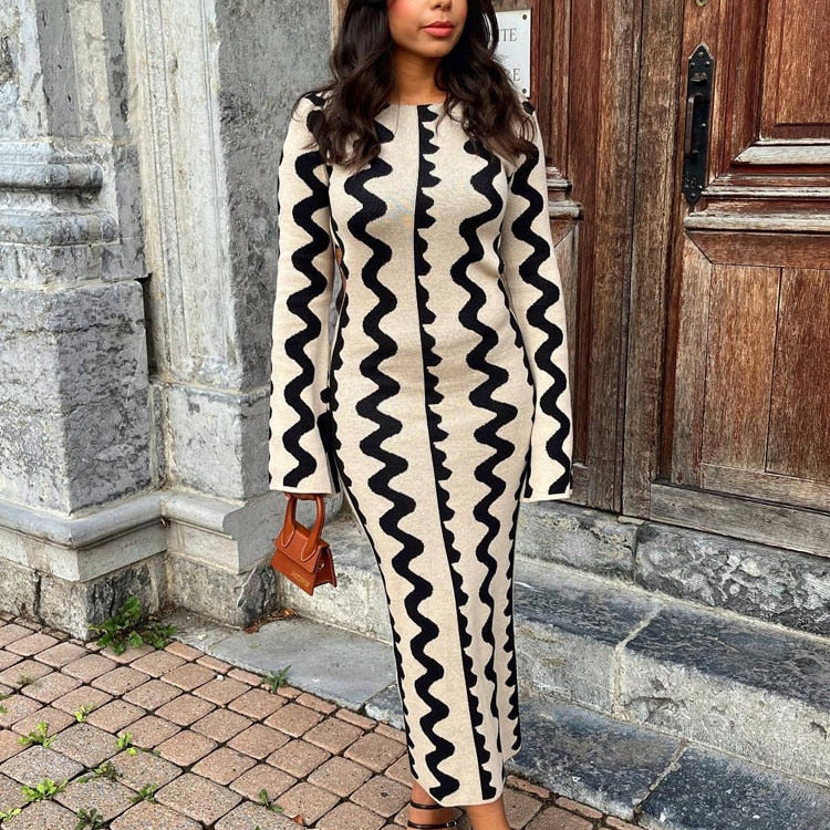 Juliette - Långärmad Stickad Maxiklänning