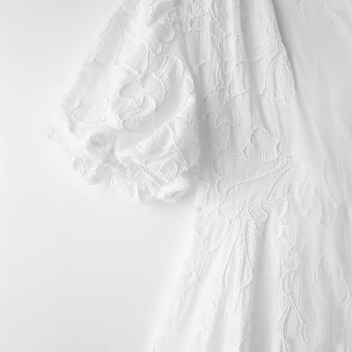 Lily – Vårmode Casual Enkel Broderad Fluffig Klänning