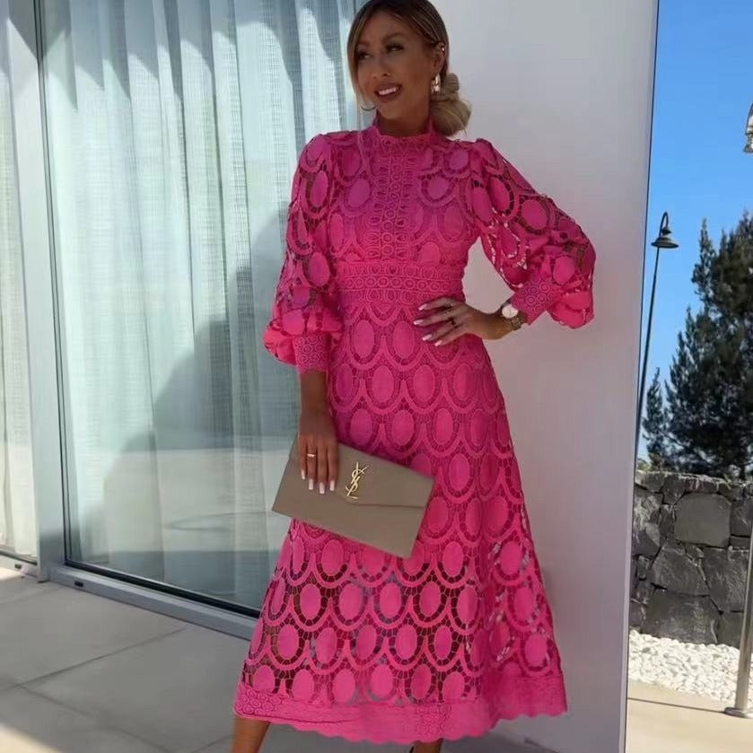 Lång luftig sommarklänning för dam – elegant maxiklänning för varma dagar