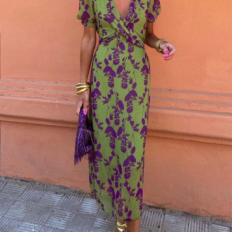 Ivy - Elegant Långklänning med V-hals